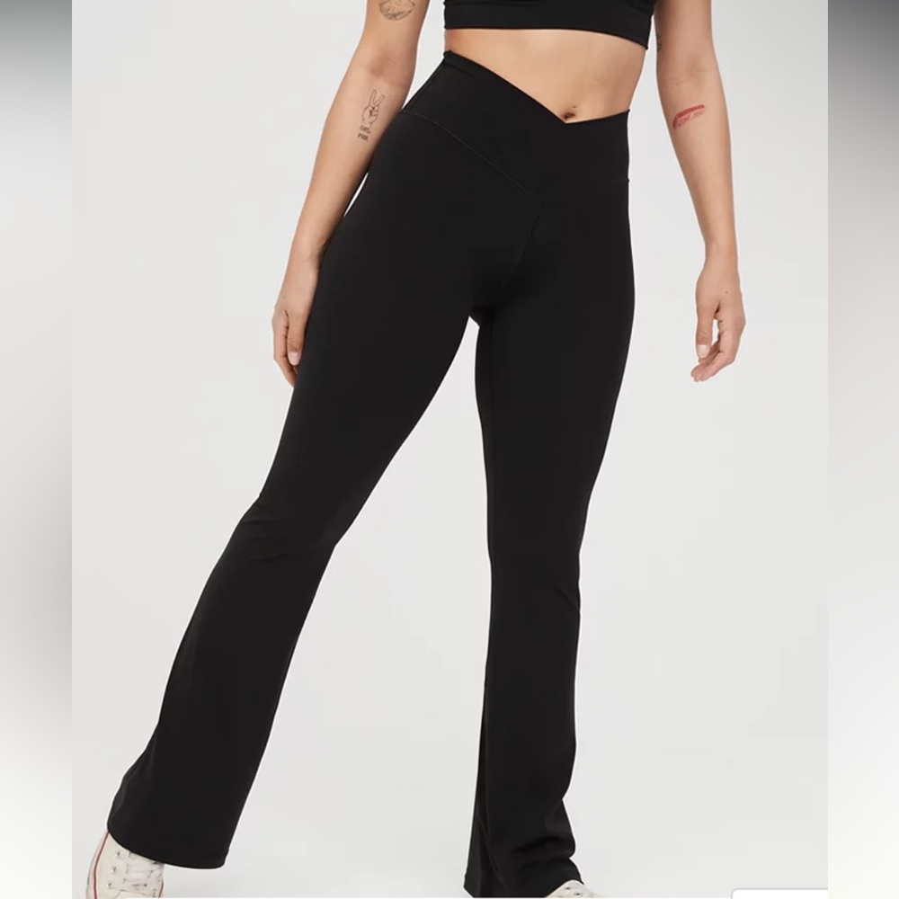 OFFLINE By Aerie Real Me High Waisted Crossover Flare Legging